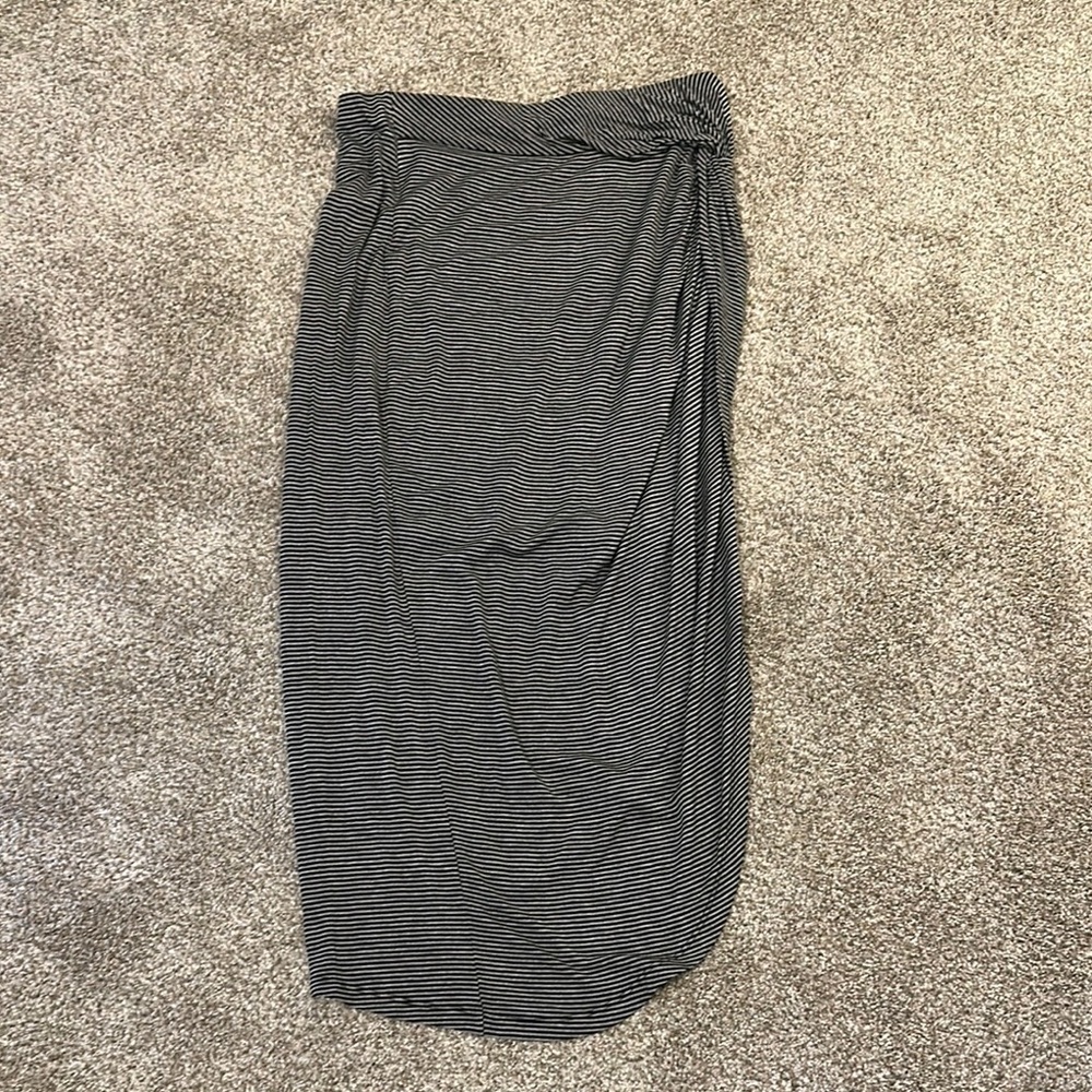 Comfy Striped Black and White Women's Skirt